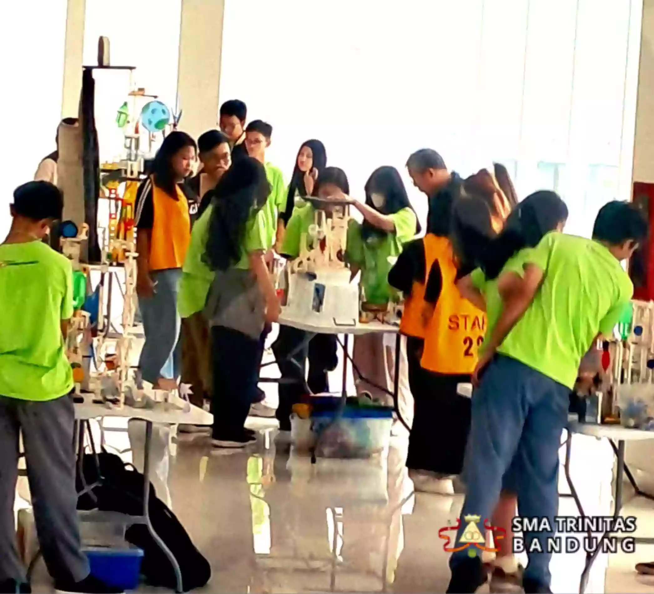 Suasana yang Asyik dan Seru di Kegiatan Kompetisi Nasional Greenmech Unpar 2025