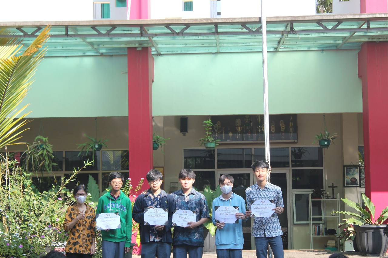 Daftar para pemenang lomba stocklab 2025 sma trinitas